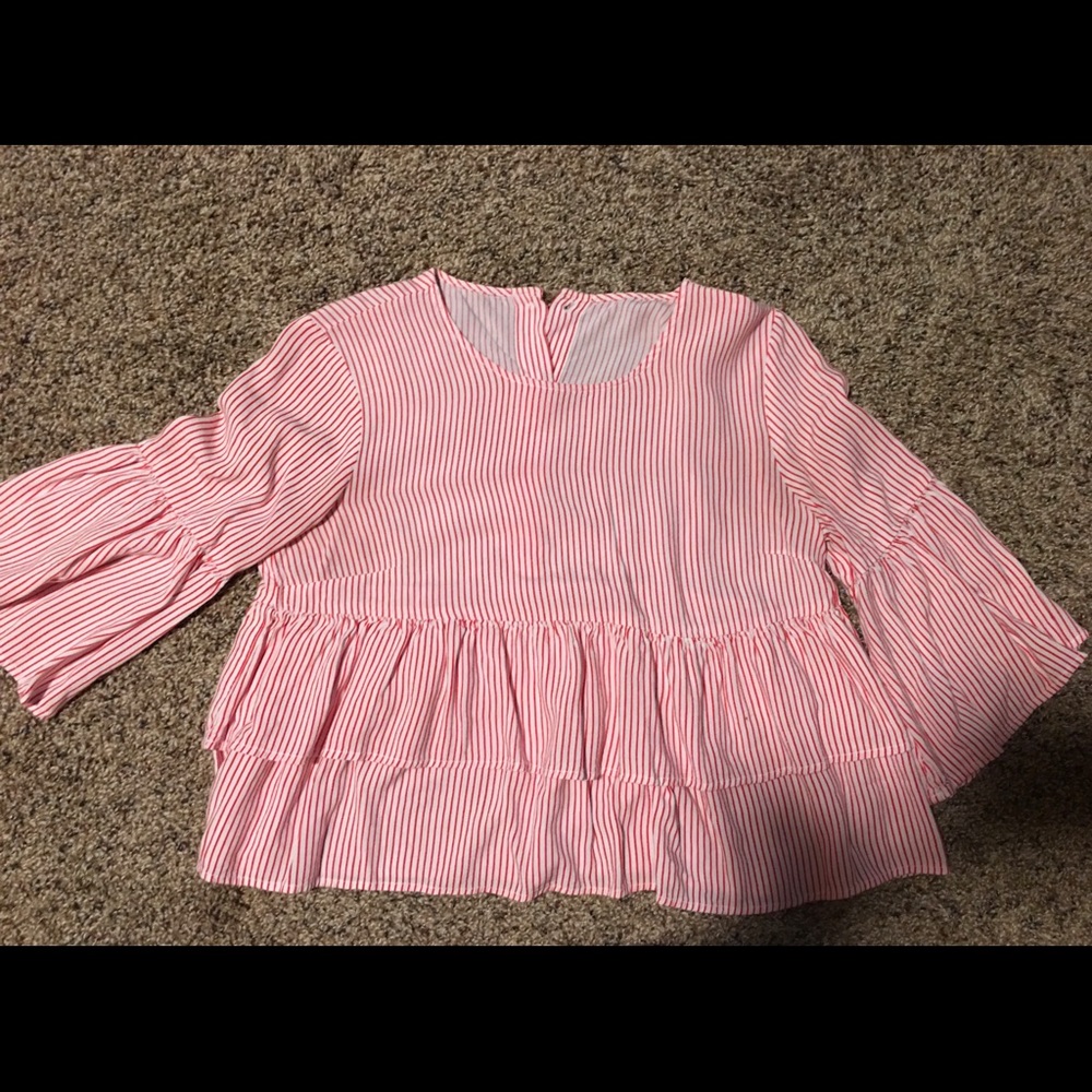 Super cute summer shirt !